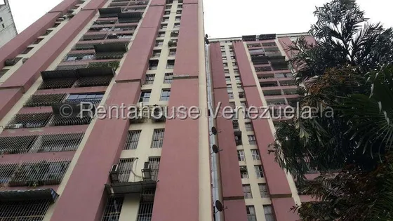 Ana Torres. Apartamento En Venta 25-21178 En El Paraíso