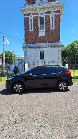 Peugeot 208 1.6 Feline