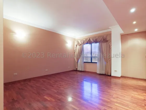 Venta Excelente Apartamento En Una De Las Zonas Mas Exclusivas De La Ciudad,barquisimeto !& Profesional Inmobiliario Mehilyn Perez !&