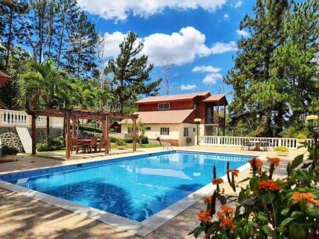 Venta De Villa Con Piscina En Bonao República Dominicana