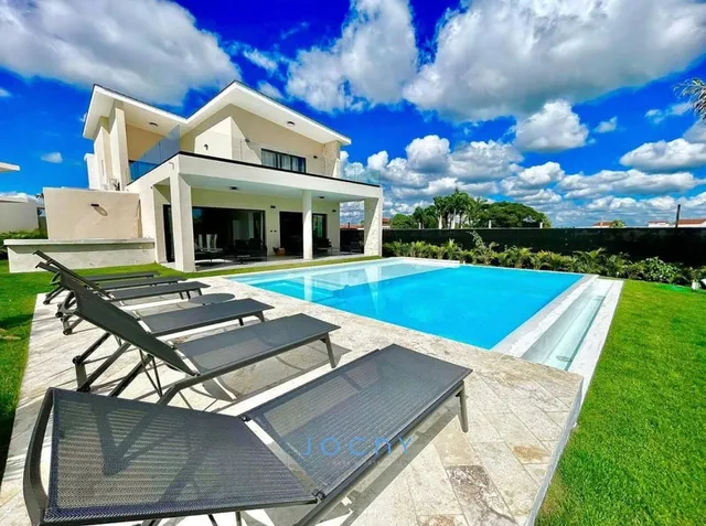 Jochy Real Estate Vende, Villa En La Estancia Golf Resort, La Romana, R.d
