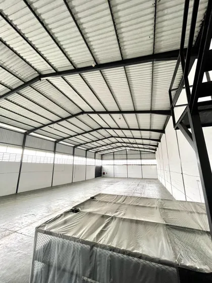 Leandro Araque Inzitu Realtors Alquila Galpon Industrial  Zona Industrial Castillito San Diego Carabobo 1100m2 Con Oficinas Moderna  Galpón, Zona Castillito  San Diego   A Pie De Calle, 