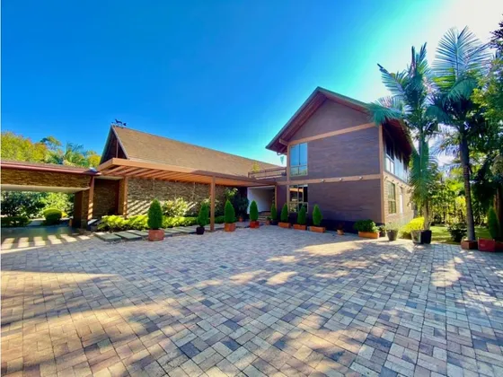 Casa En Venta En Llanogrande Antioquia 