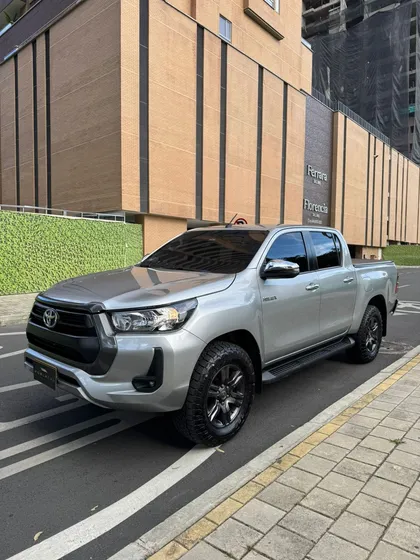 Toyota Hilux 2.4l