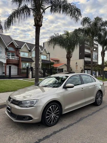 Volkswagen Vento 2.0 Sportline Tsi 200cv Dsg
