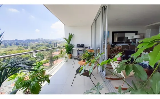 Venta Apartamento De 150mts2 Ciudad Jardín, Sur De Cali 9751.
