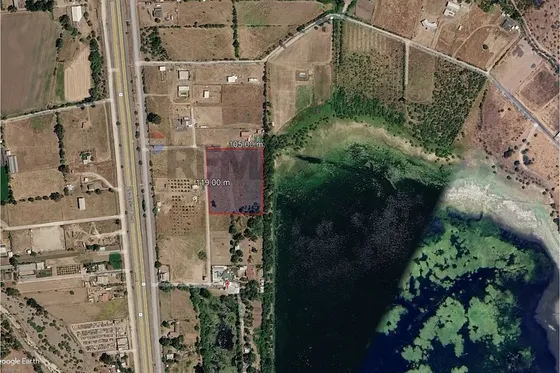 Parcela A Los Pies Del Embalse