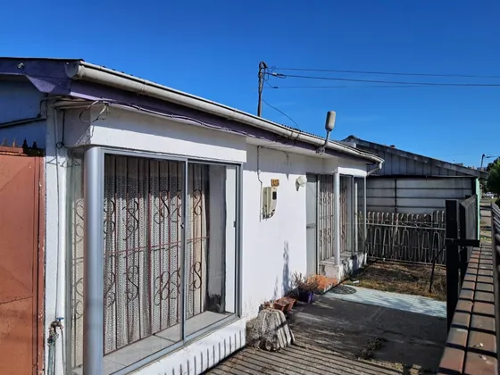 Casa En Venta De 3 Dorm. En Coronel
