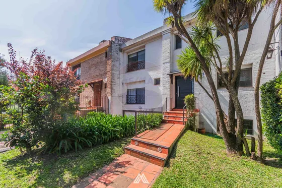 Venta Casa 3 Dormitorios Escritorio,  Carrasco Sur