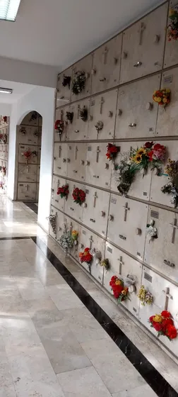 Nicho  --cementerio En Nuestra Señora De La Merced