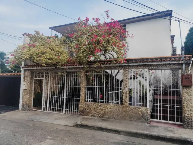 Beraca 001 Venta Casa En El Limón 