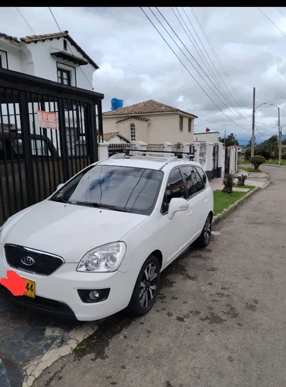Kia Carens 2.0 Rondo Ex