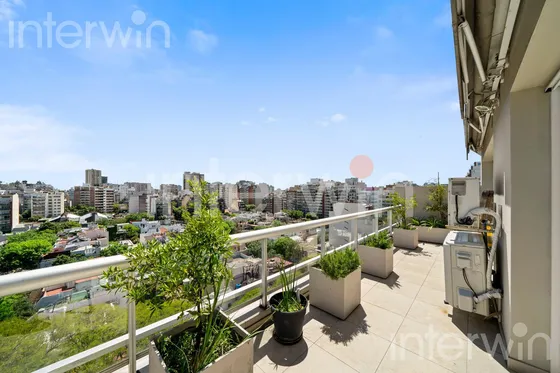 Duplex De 5 Ambientes Con Dependencia - Balcón - Parrilla - Cochera - Caballito - Venta