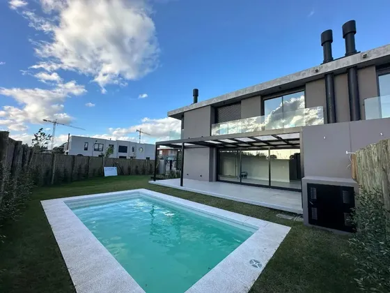 Alquiler Casa A Estrenar Barrio Privado Parques Ii Con Piscina