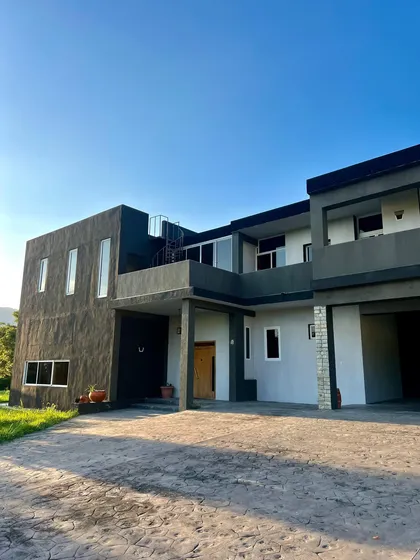 Casa Quinta En Guataparo, Conjunto Residencial Hato Royal, Valencia, Carabobo. Zc.p