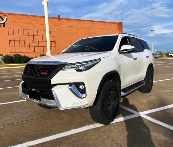 Toyota Fortuner Trd Pro