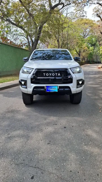 Toyota Hilux Dubai