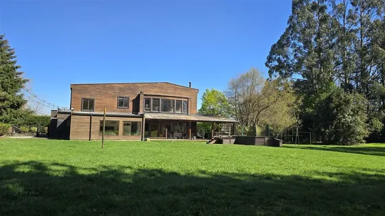 Casa En Venta De 5 Dorm. En Puerto Varas
