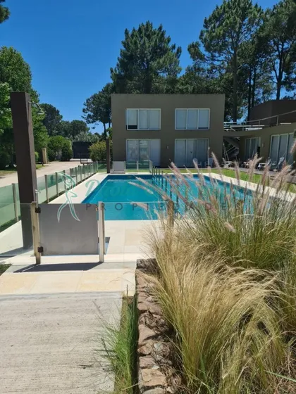 Vendo Monoambiente En Complejo Portal Tomeg -ostende -