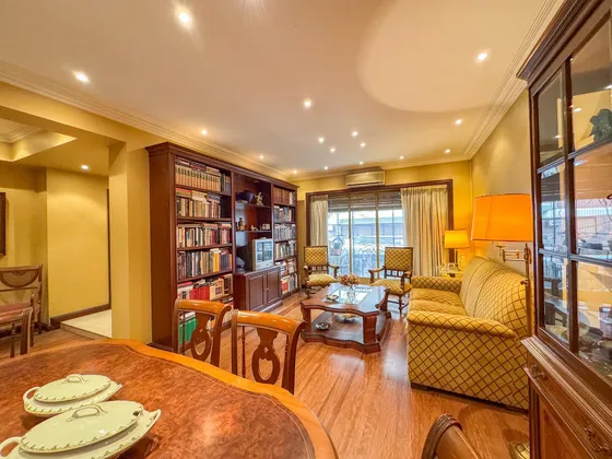 Increíble Departamento De Categoría En El Centro De Avellaneda - Mons. Piaggio 106