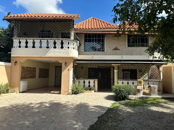 Casa En San Cristobal De 5 Habitaciones