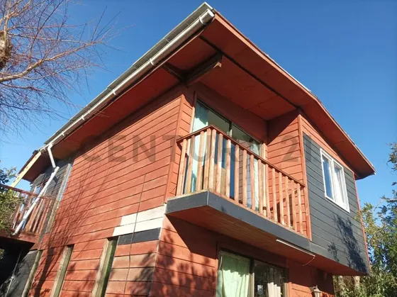 Casa 3d 2b, Terreno De 680 M2 A 4 Km Del Centro De Pucon,...