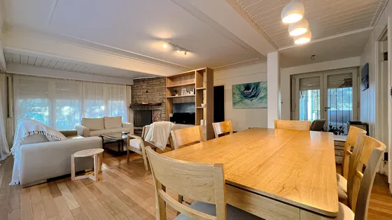Venta | Permuta | Chalet De Piedra | Sobre 2 Lotes | Los Troncos |