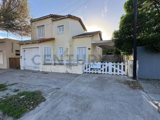 Vendemos Casa En Claromeco A Metros Del Mar