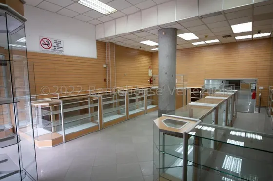 Tg Local Comercial En Venta En Chacao, Ideal Para Tú Negocio 25-20507 Ys 