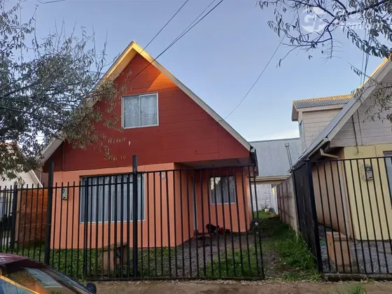 Casa En Arriendo 3 Dorm. 2 Baños. En Retiro Sur A. Los Ang.