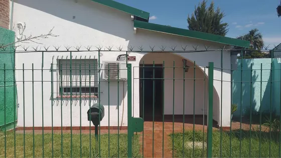 Venta Casa Sobre Lote Propio En Castelar