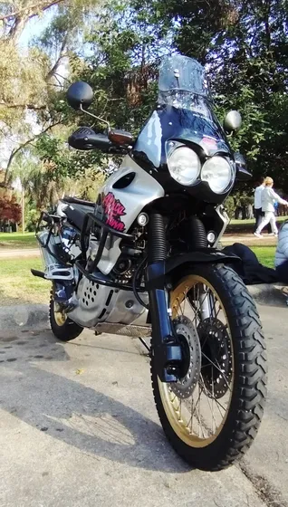 Honda África Twin 750