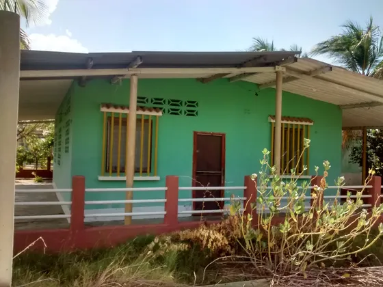 Acogedora Casa De Playa Con Hermosa Vista Cerca Del Mar Poblacion Del Hatillo Estado Anzoategui
