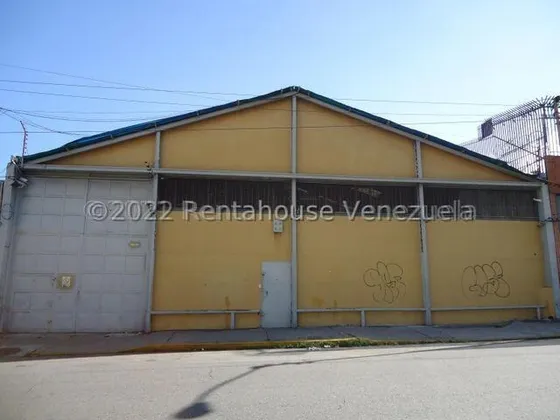 Local Comercial En Venta,guaicaipuro Mls #23-6155 Sc