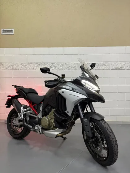 Multistrada V4s