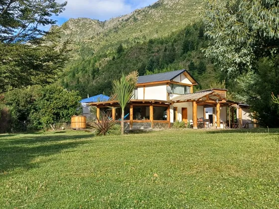 Casa Quinta Con Costa De Rio + Cabañas A Terminar 