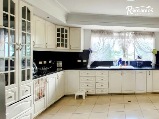 Casa En Venta En San Lucas. Cod V775747