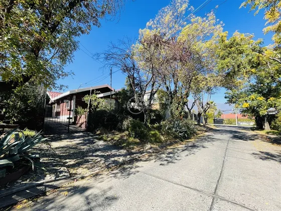 Casa En Venta De 4 Dorm. En Las Condes