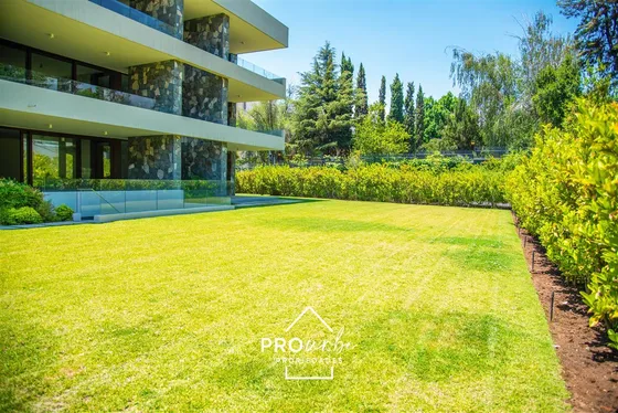 Departamento En Venta De 4 Dorm. En Las Condes