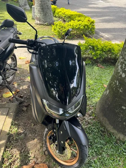 Nmax Como Nueva 3.800 Km Con Garantía, Modelo 2025