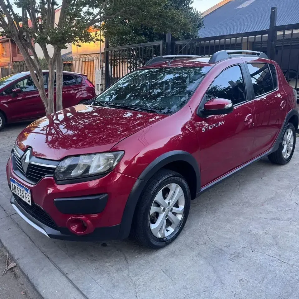 Renault Sandero Stepway 1.6 Privilege 105cv