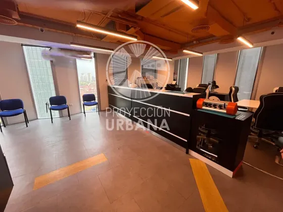 Metro Esc Militar, Oficna Completamente Habilitada