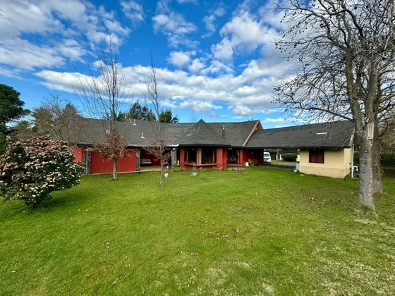 Casa En Venta En Camino El Peral Con Piscina