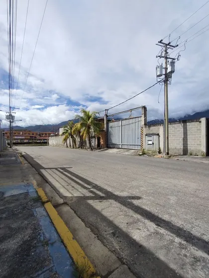 Se Vende Terreno 3920m2. Guatire.