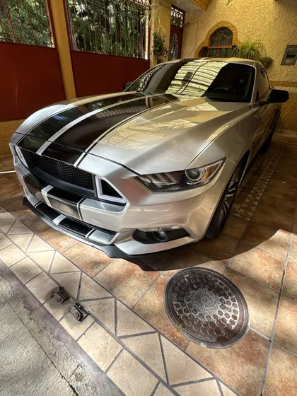 Ford Mustang 2.3 Coupe Mt