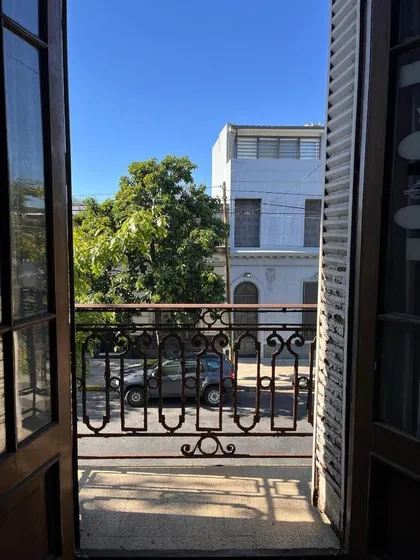 Casa En Venta En Caballito. 6am + 2 Cocheras