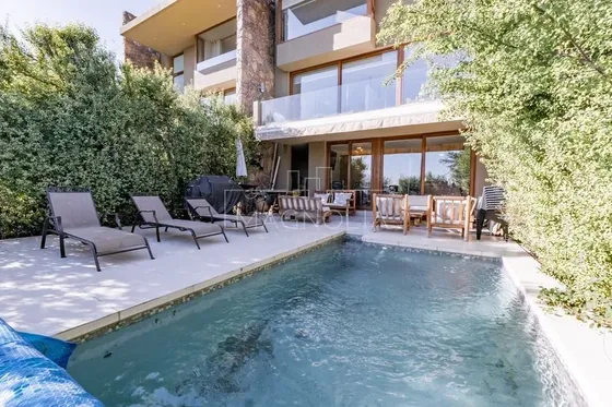 Casa En Venta De 5 Dorm. En Vitacura
