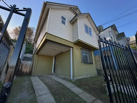 Casa En Venta En Villa Santa Carolina, Sector Norte Temuco