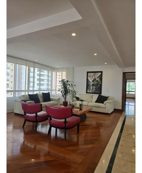 Arriendo Apartamento En Poblado- Milla De Oro