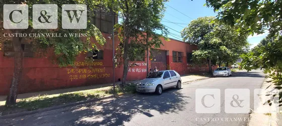 Fracción Ubicada En Esquina A 15 Cuadras De Au. Panamericana
